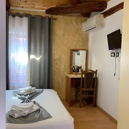 住宿加早餐酒店 Doubleroom With Extrabed And Bathroom , Ac - 107 波雷奇